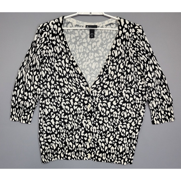 Lane Bryant Cardigan Sweater Womens 22/24 Animal Print Button Up Plus Size - Picture 1 of 11